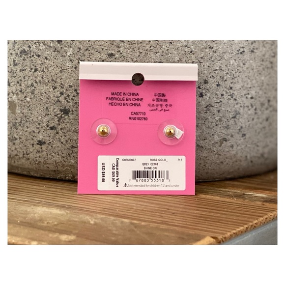 Kate Spade • Floral Cluster Stud Earrings - Picture 3 of 4